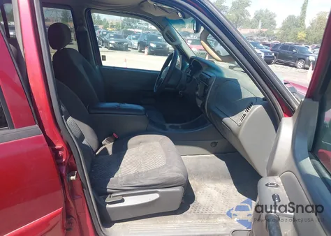 2005 Ford Explorer Sport Trac Adrenalin/Xls/Xlt from USA, damaged, VIN 1FMZU77K15UB07551